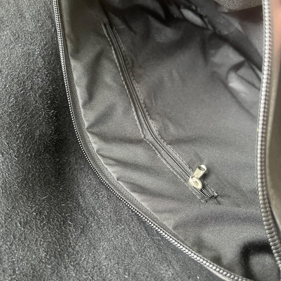 Le Donne Full Flap Over Shoulder Bag Black NWT - Picture 6 of 13